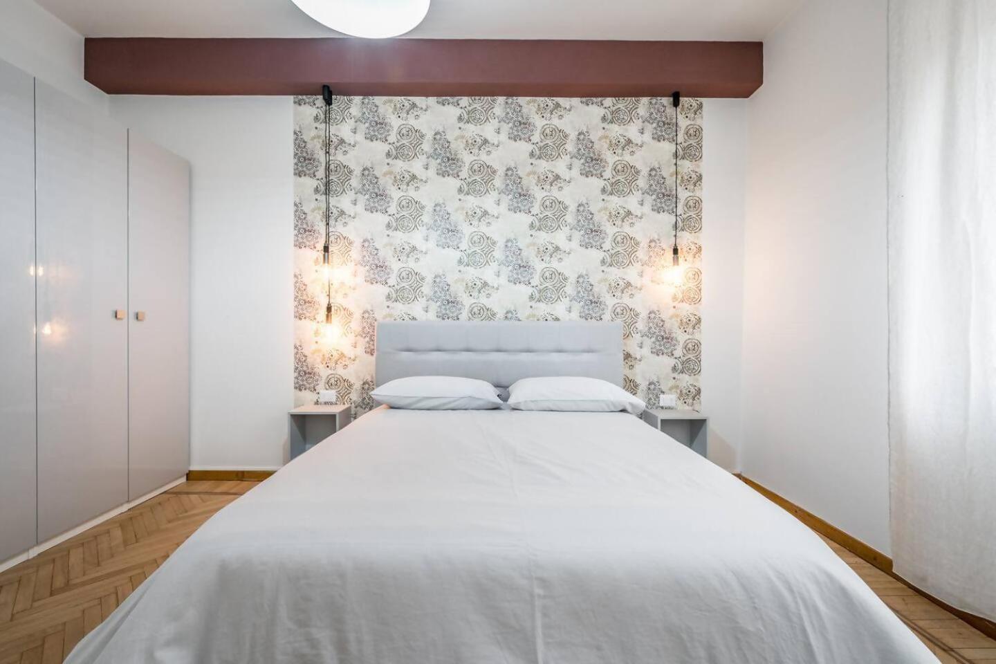 Casa Amelia Elegant Suite Parcheggio Gratuito Парма Экстерьер фото
